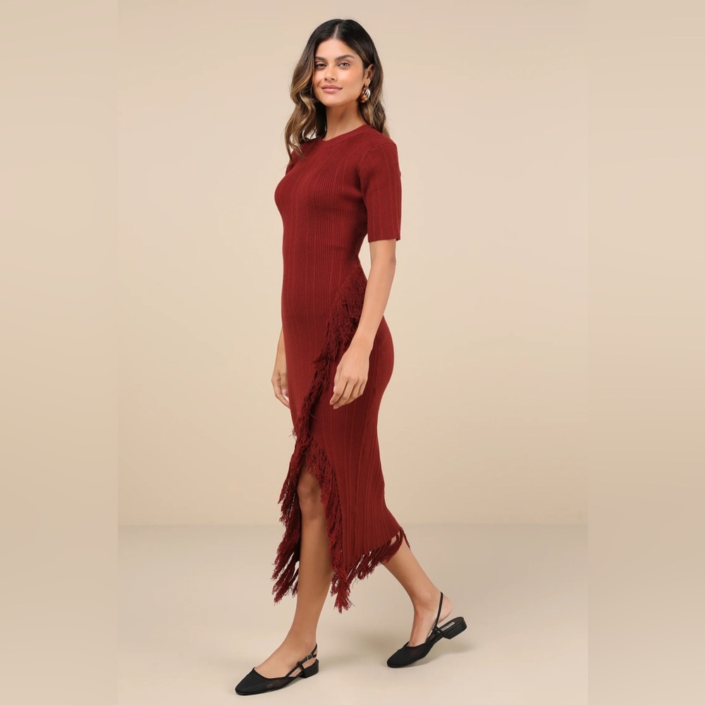 NWT Lulus Casual Drama Brick Red Ribbed Fringe Short Sleeve Midi Dress (S)